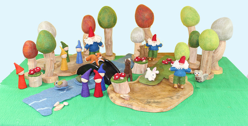 Papoose Natural Woodland Forest Scene - 38pcs