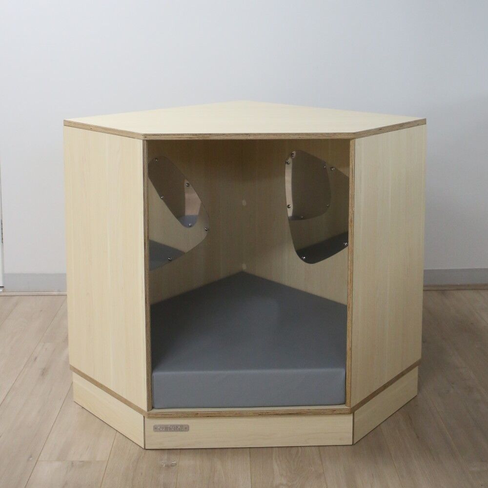 Curiate Corner Cave with Mirrors & Cushion - Birch