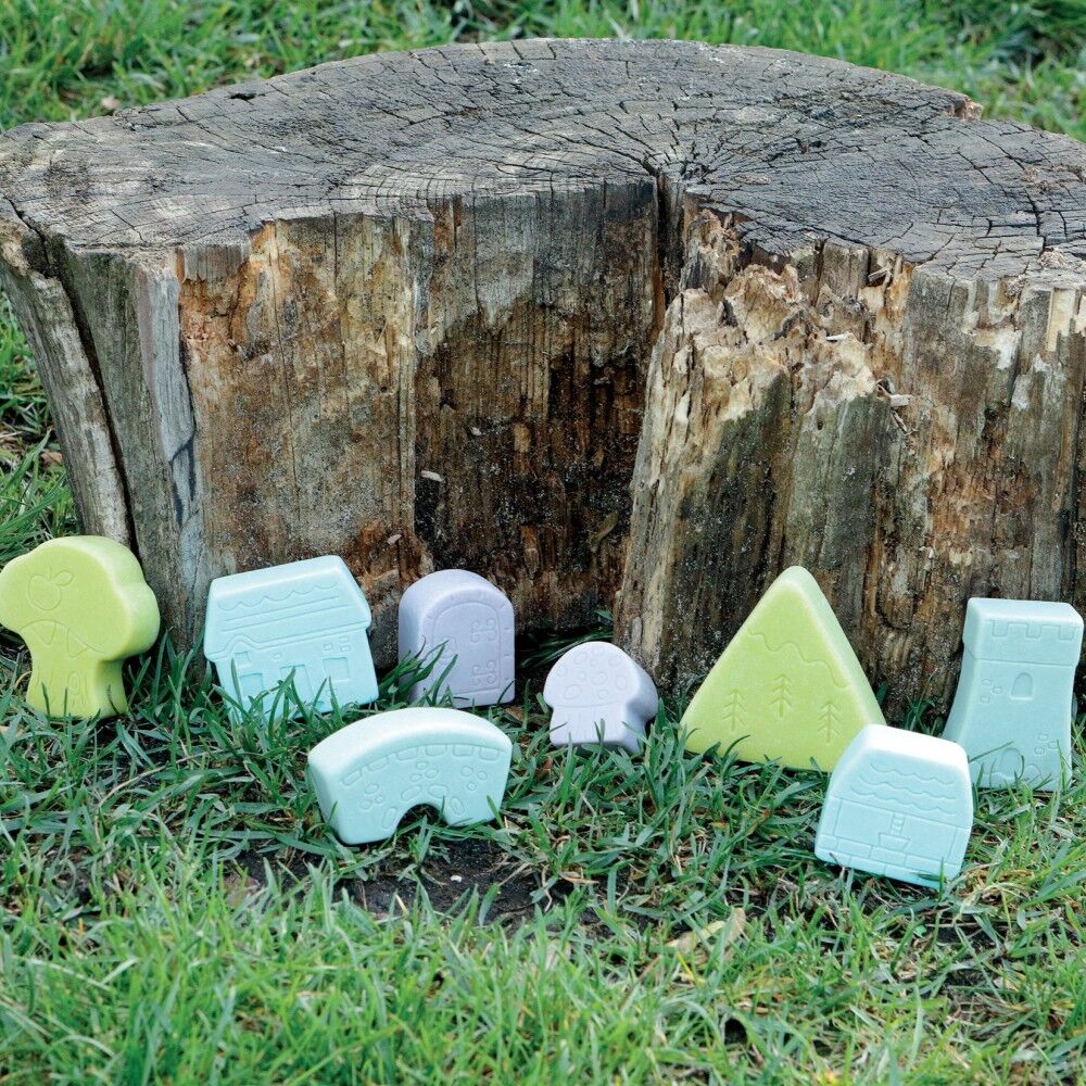 Little Lands  Enchanted World - Set of 8