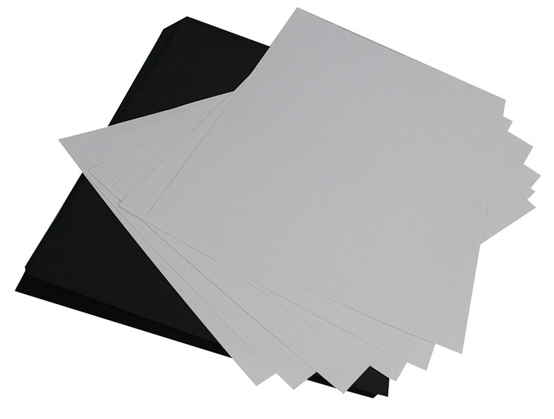 White Cardboard 210gsm - A4 100pk