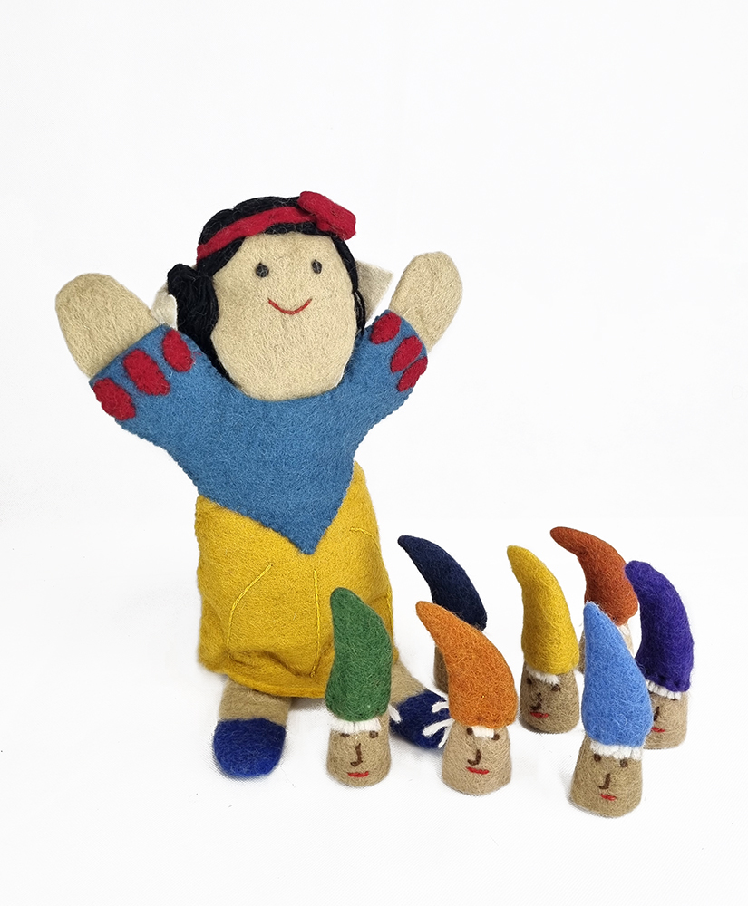 Papoose Felt Hand & Finger Puppet Set - Snow White & The Seven Dwarves