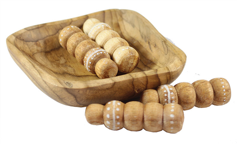 Indigenous Bush Tucker Set - Noongar Wooden Witchetty Grubs & Coolamon