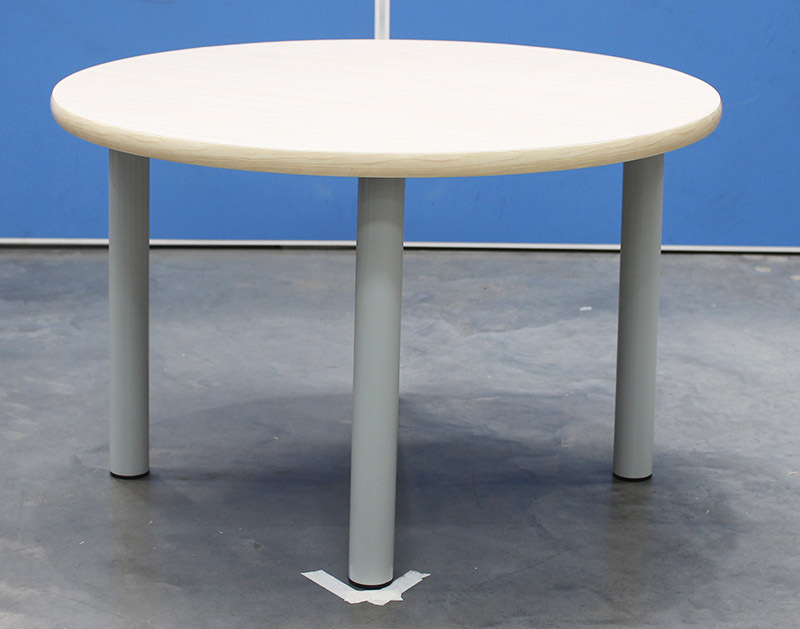 Billy Kidz Round Table 800 x 800mm Birch - Light Grey Legs Low 38cm