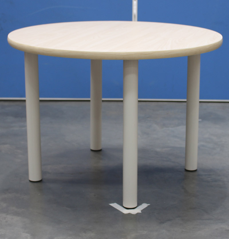 Billy Kidz Round Table 800 x 800mm Birch - Cream Legs Low 38cm