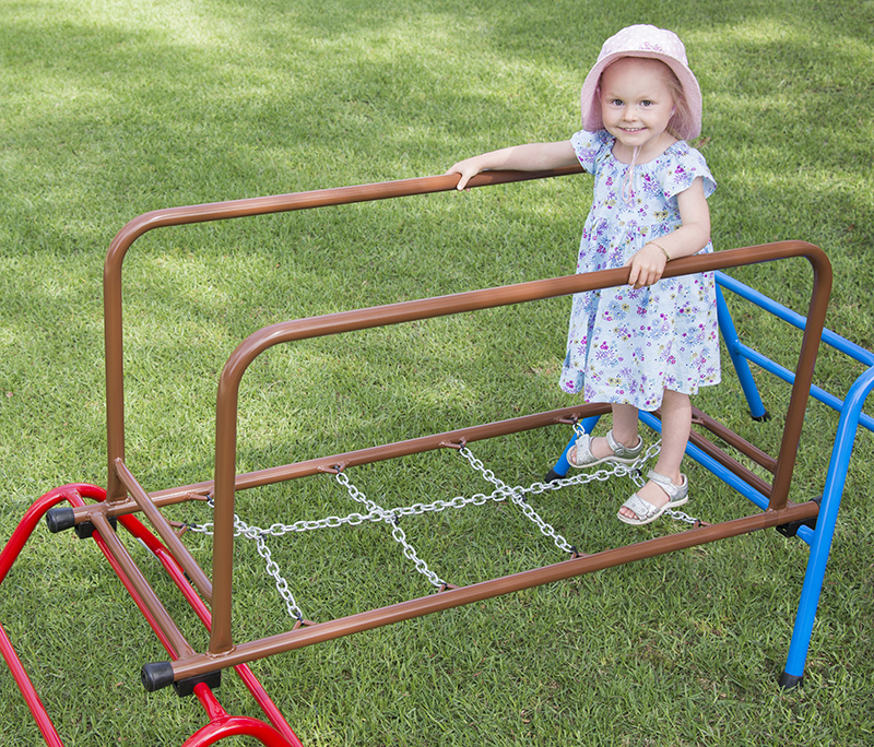 Aussie Play Chain Crossing