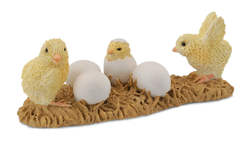 CollectA Farm Life Replica - Chicks Hatching 5.5 x 2cmH