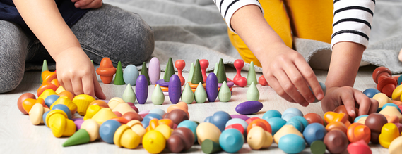 Loose Parts Play image